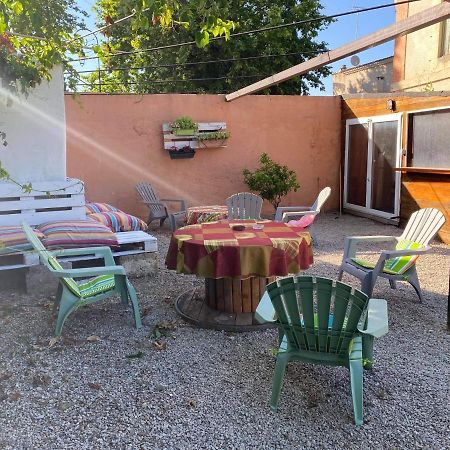 Ferienwohnung Chez marinette Le Cailar Exterior foto